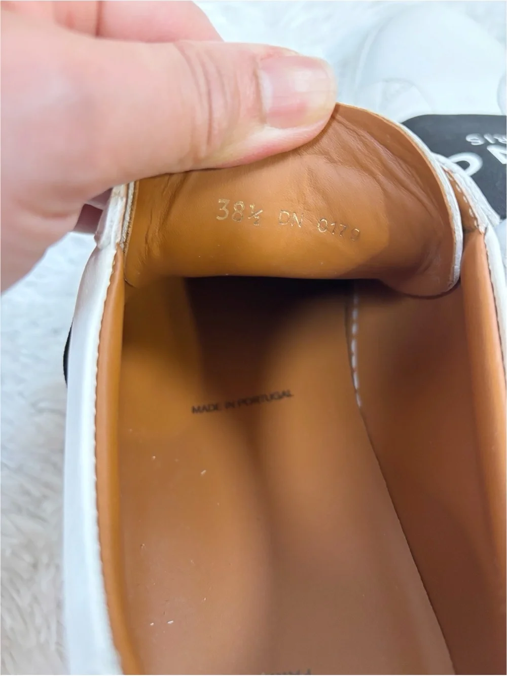 Givenchy‎ White Leather Slip-Ons sneakers with Black Logo Strap size 38 1/2